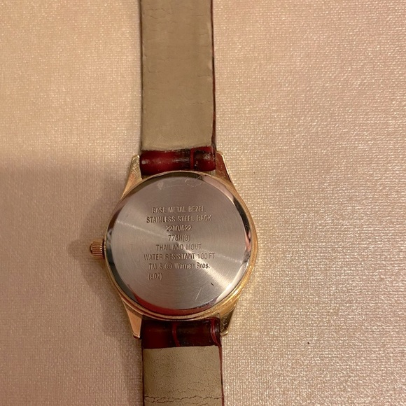 Armitron Looney Tunes watch - Picture 3 of 5